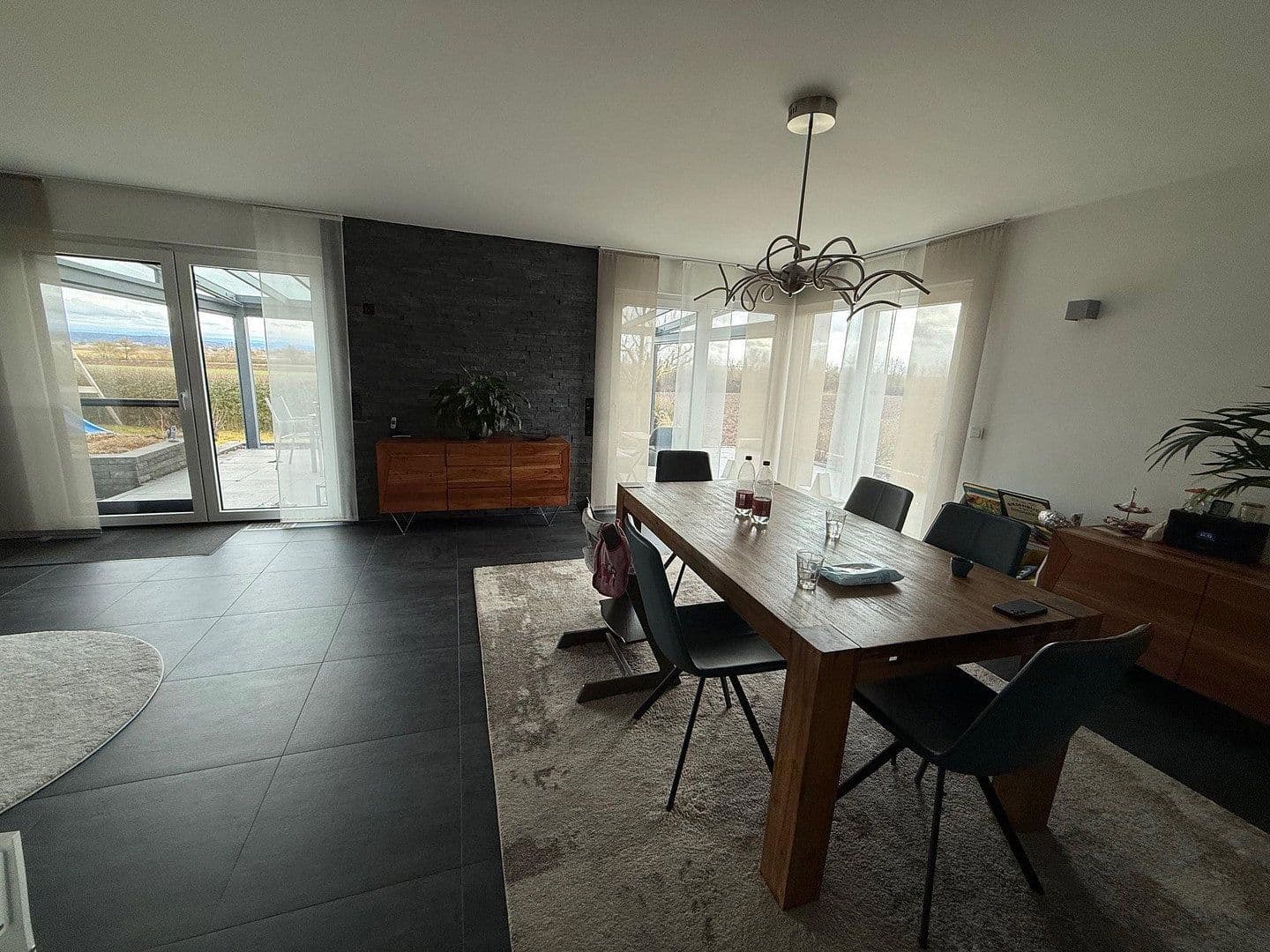 Prodej domu 150 m², pozemek 441 m², Luise-Schöffel-Weg 9, Herrenberg, Bádensko-Württembersko Prodej domu 150 m², pozemek 441 m², Luise-Schöffel-Weg 9, Herrenberg, Bádensko-Württembersko