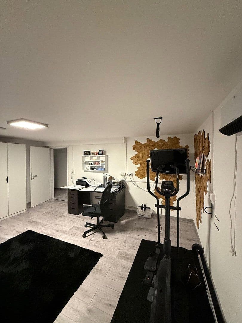 Prodej domu 150 m², pozemek 441 m², Luise-Schöffel-Weg 9, Herrenberg, Bádensko-Württembersko Prodej domu 150 m², pozemek 441 m², Luise-Schöffel-Weg 9, Herrenberg, Bádensko-Württembersko
