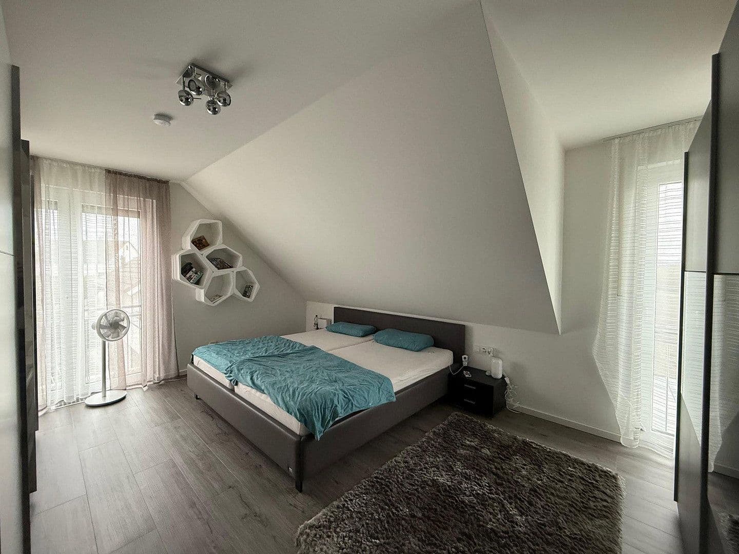 Prodej domu 150 m², pozemek 441 m², Luise-Schöffel-Weg 9, Herrenberg, Bádensko-Württembersko Prodej domu 150 m², pozemek 441 m², Luise-Schöffel-Weg 9, Herrenberg, Bádensko-Württembersko