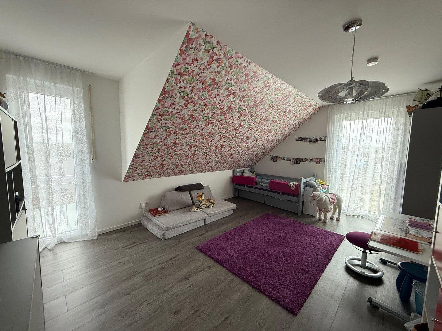 Prodej domu 150 m², pozemek 441 m², Luise-Schöffel-Weg 9, Herrenberg, Bádensko-Württembersko Prodej domu 150 m², pozemek 441 m², Luise-Schöffel-Weg 9, Herrenberg, Bádensko-Württembersko