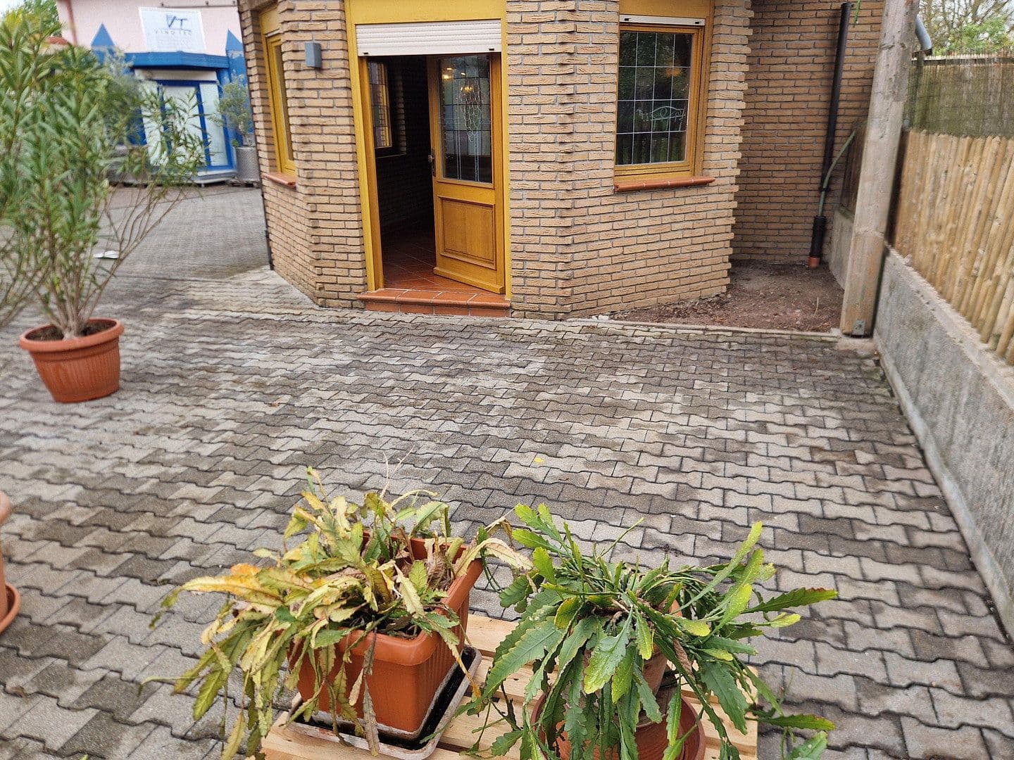 Pronájem bytu 3+1 110 m², Oberpforte 8, Dolgesheim, Porýní-Falc Pronájem bytu 3+1 110 m², Oberpforte 8, Dolgesheim, Porýní-Falc