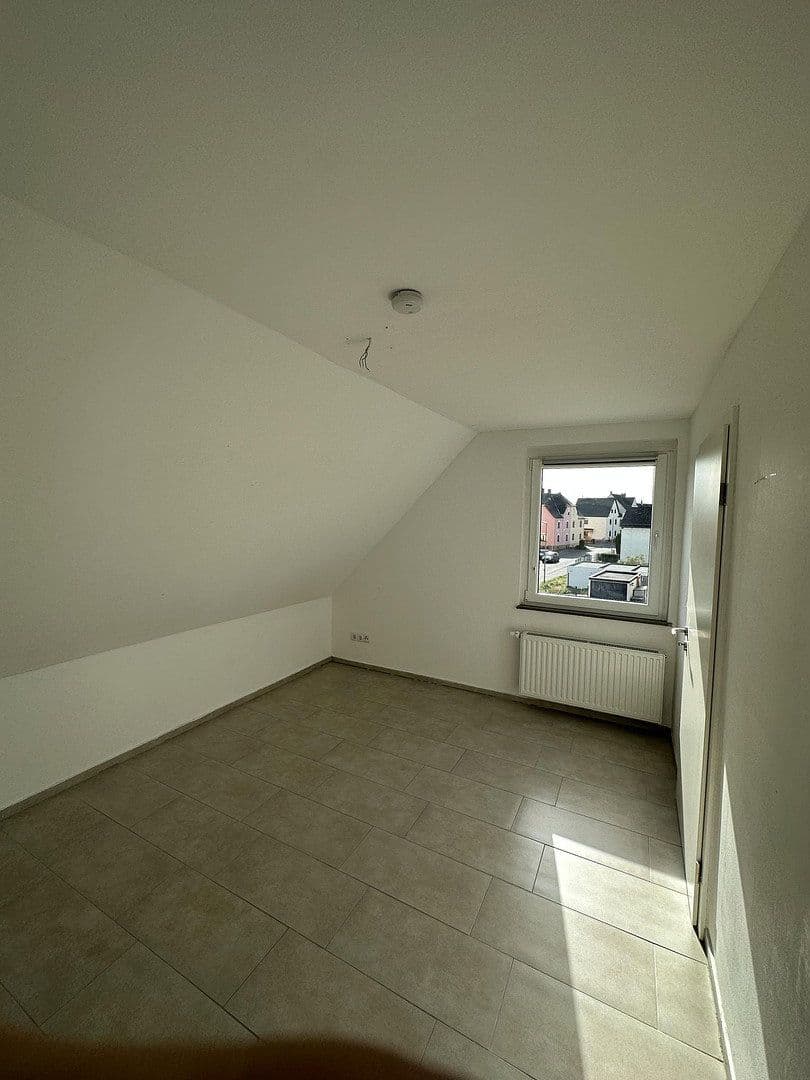 Pronájem bytu 3+1 69 m², Neuwied, Porýní-Falc Pronájem bytu 3+1 69 m², Neuwied, Porýní-Falc