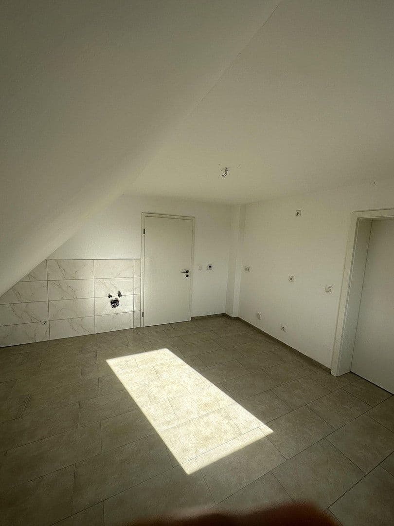 Pronájem bytu 3+1 69 m², Neuwied, Porýní-Falc Pronájem bytu 3+1 69 m², Neuwied, Porýní-Falc