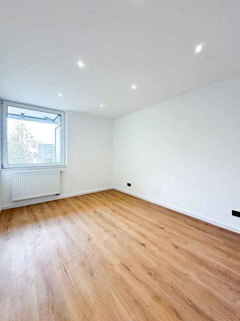 Prodej bytu 3+1 75 m², Am Mergelsberg 41, Düsseldorf, Severní Porýní-Vestfálsko Prodej bytu 3+1 75 m², Am Mergelsberg 41, Düsseldorf, Severní Porýní-Vestfálsko