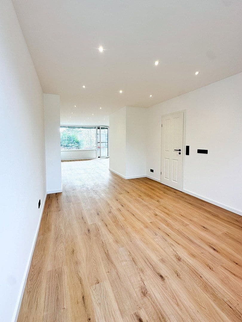 Prodej bytu 3+1 75 m², Am Mergelsberg 41, Düsseldorf, Severní Porýní-Vestfálsko Prodej bytu 3+1 75 m², Am Mergelsberg 41, Düsseldorf, Severní Porýní-Vestfálsko