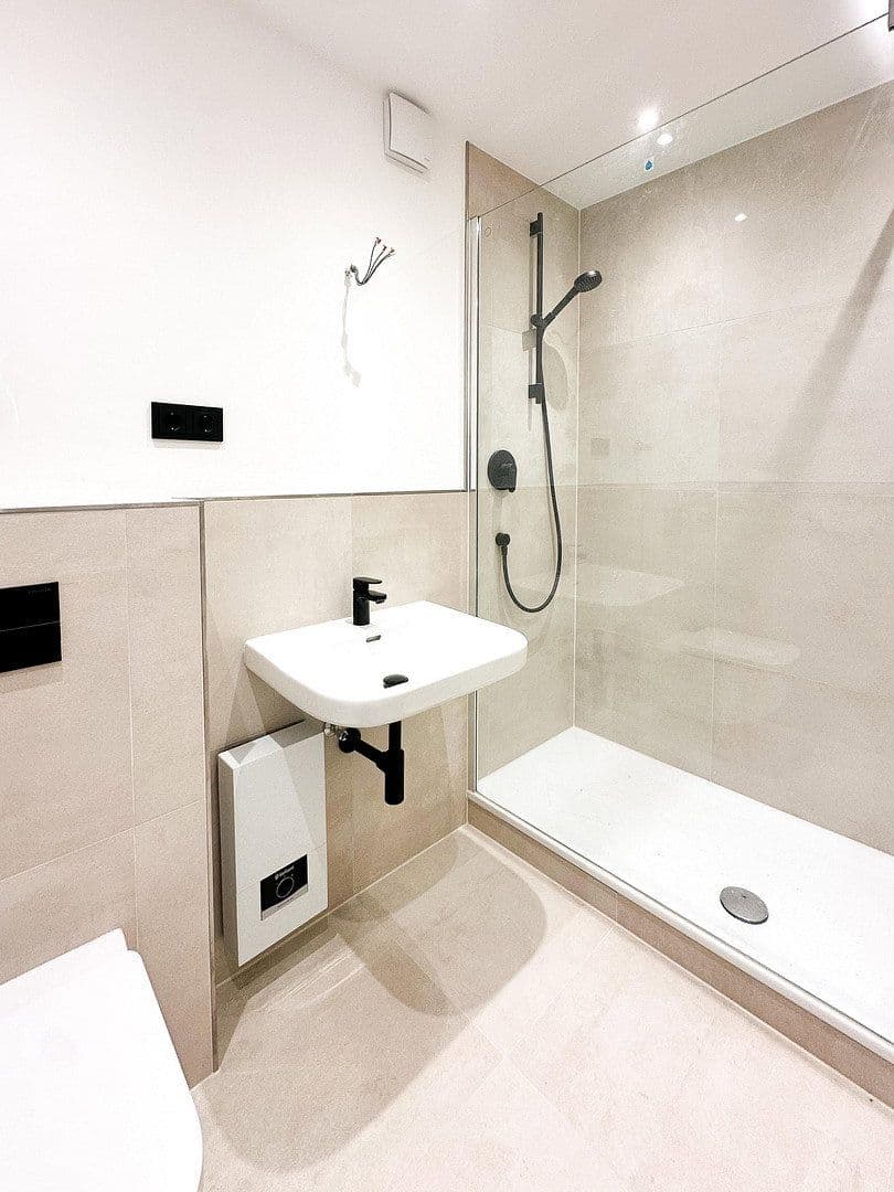 Prodej bytu 3+1 75 m², Am Mergelsberg 41, Düsseldorf, Severní Porýní-Vestfálsko Prodej bytu 3+1 75 m², Am Mergelsberg 41, Düsseldorf, Severní Porýní-Vestfálsko