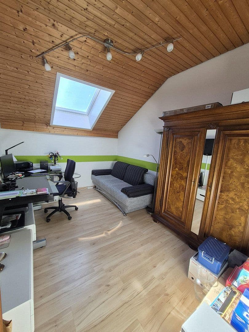 Pronájem bytu 3+kk 74 m², Paul-Zweigart Str. 4/1, Sindelfingen, Bádensko-Württembersko Pronájem bytu 3+kk 74 m², Paul-Zweigart Str. 4/1, Sindelfingen, Bádensko-Württembersko