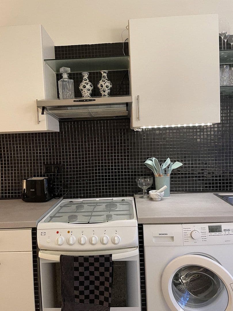 Pronájem bytu 2+kk 70 m², Südwestkorso 56, Berlin, Berlín Pronájem bytu 2+kk 70 m², Südwestkorso 56, Berlin, Berlín