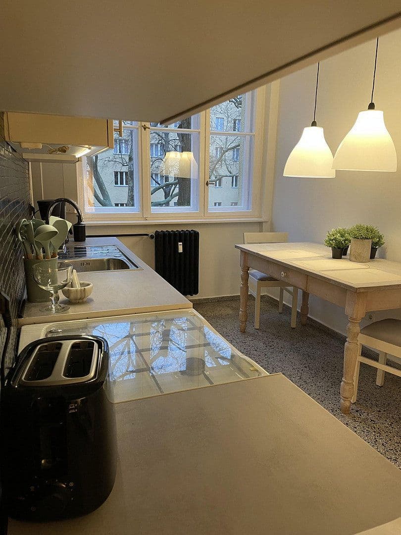 Pronájem bytu 2+kk 70 m², Südwestkorso 56, Berlin, Berlín Pronájem bytu 2+kk 70 m², Südwestkorso 56, Berlin, Berlín