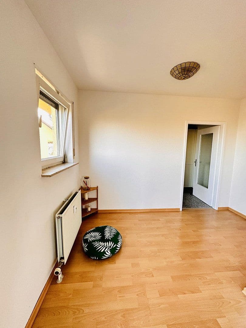 Pronájem bytu 2+kk 64 m², Leonberg, Bádensko-Württembersko Pronájem bytu 2+kk 64 m², Leonberg, Bádensko-Württembersko