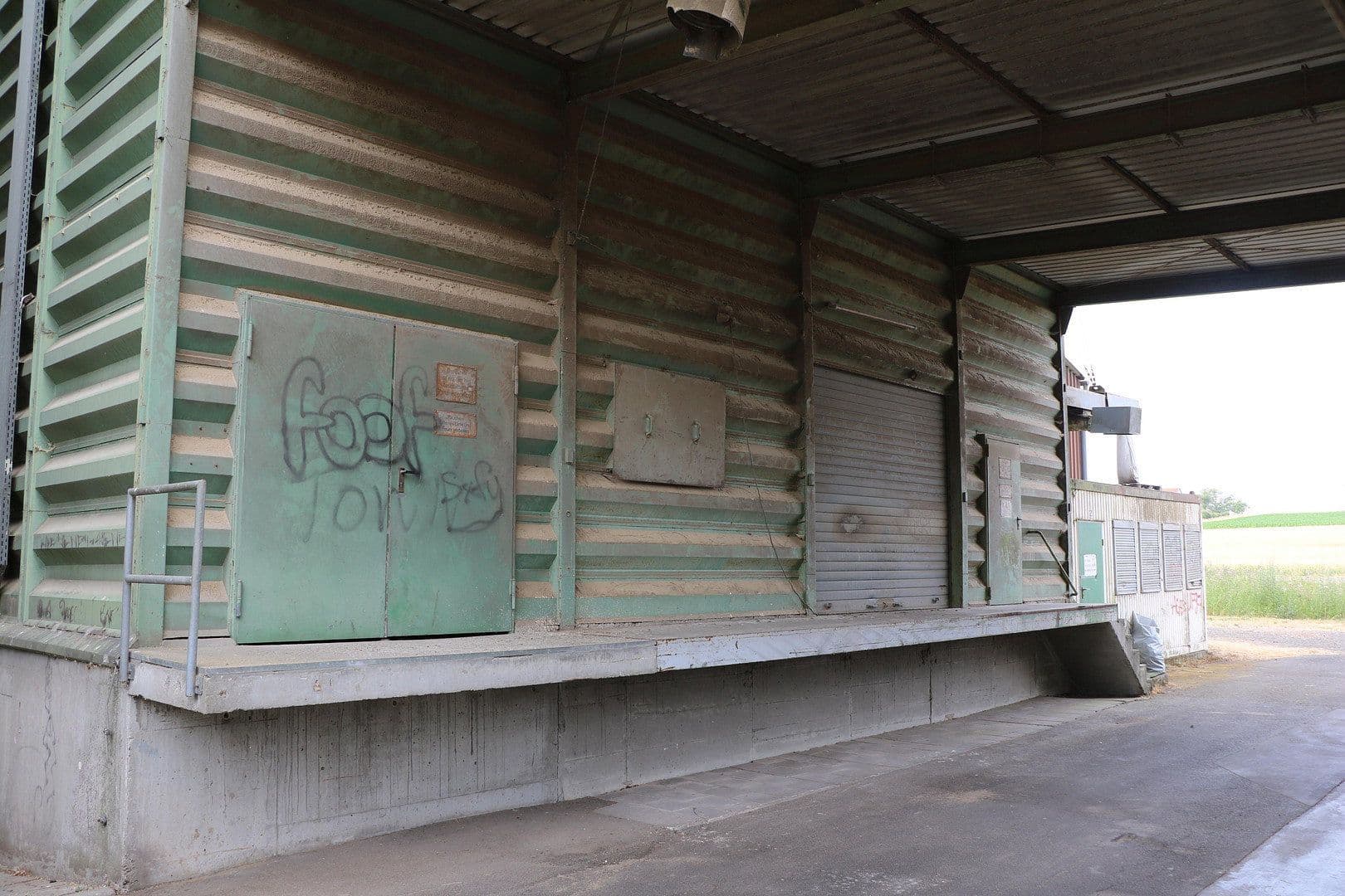 Prodej nebytového prostoru 4.182 m², Lützelbuchener Straße 98, Hanau, Hessen Prodej nebytového prostoru 4.182 m², Lützelbuchener Straße 98, Hanau, Hessen