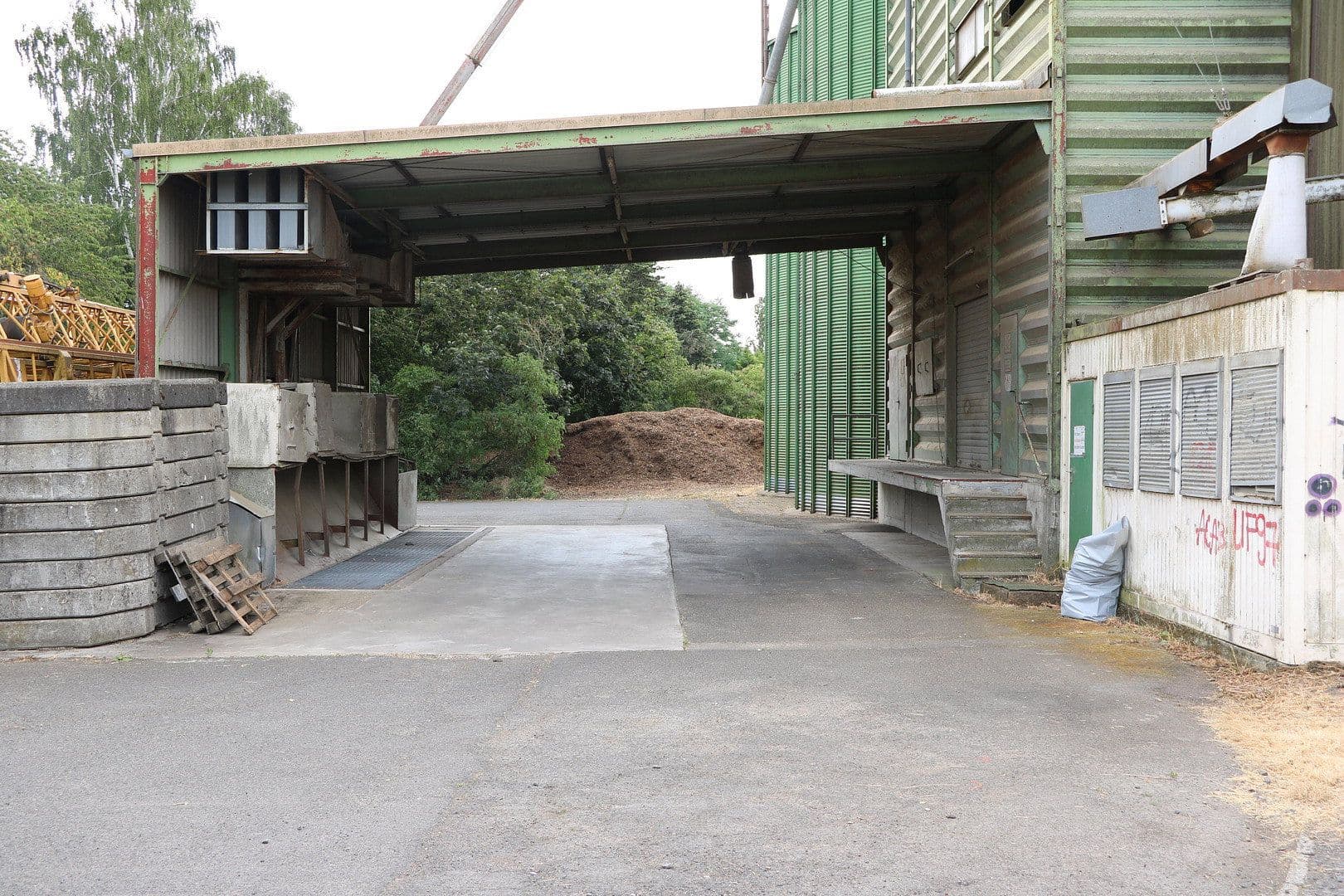 Prodej nebytového prostoru 4.182 m², Lützelbuchener Straße 98, Hanau, Hessen Prodej nebytového prostoru 4.182 m², Lützelbuchener Straße 98, Hanau, Hessen