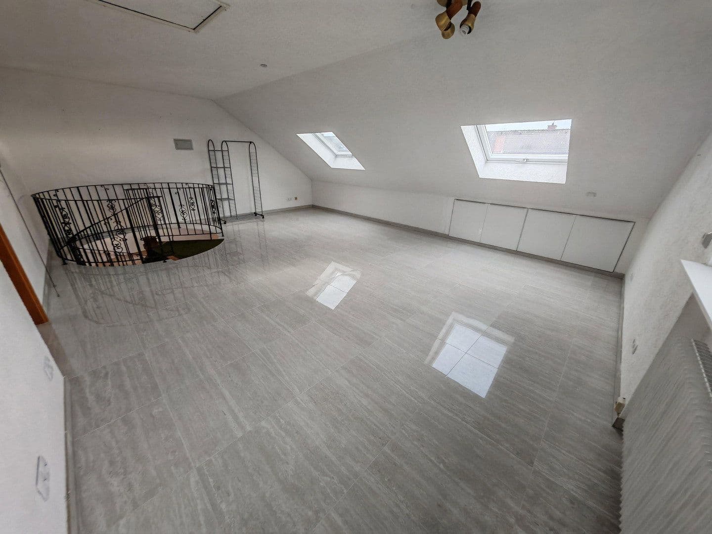 Pronájem domu 230 m², pozemek 334 m², Frankenthal, Porýní-Falc Pronájem domu 230 m², pozemek 334 m², Frankenthal, Porýní-Falc