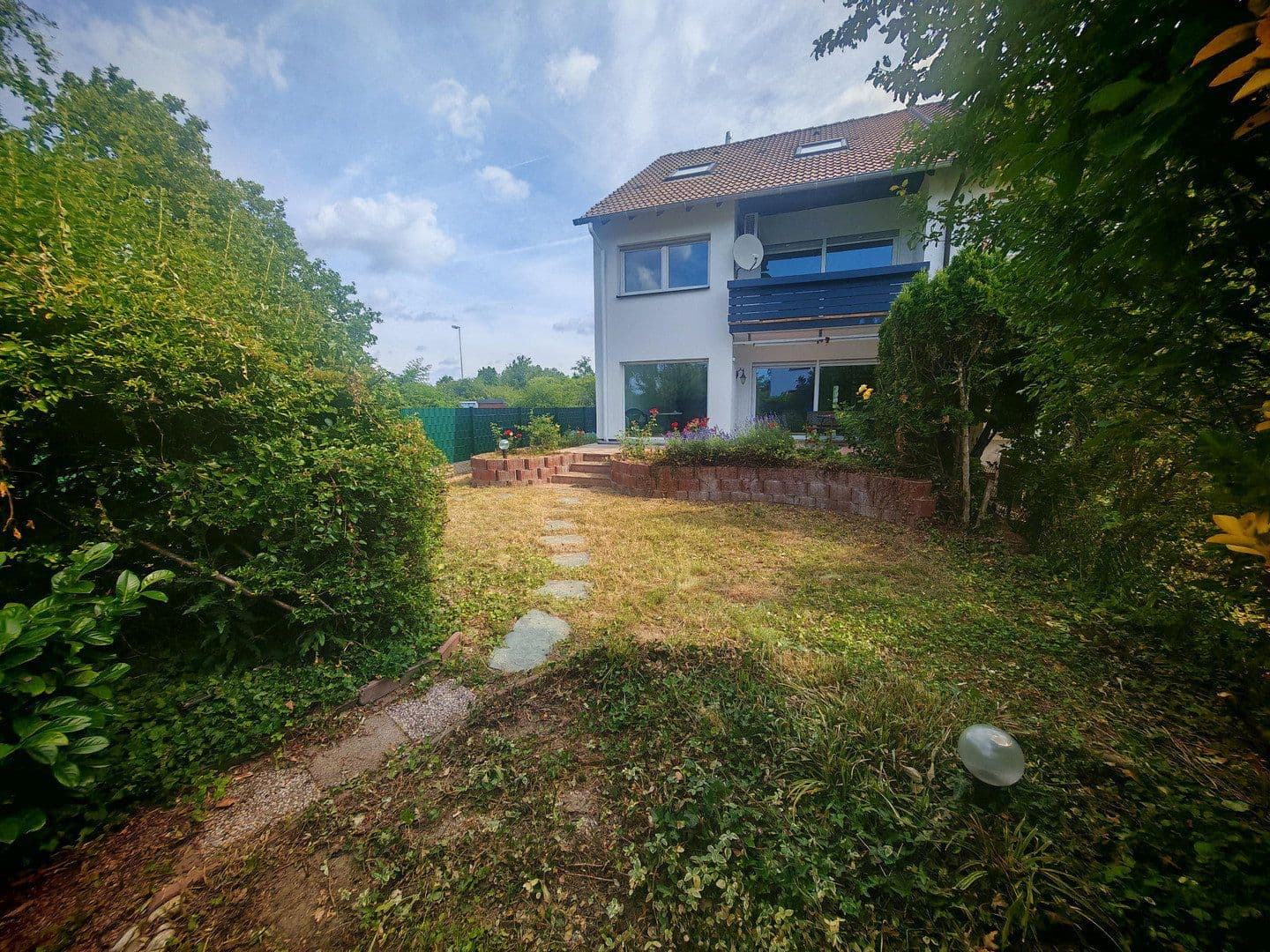 Pronájem domu 230 m², pozemek 334 m², Frankenthal, Porýní-Falc Pronájem domu 230 m², pozemek 334 m², Frankenthal, Porýní-Falc