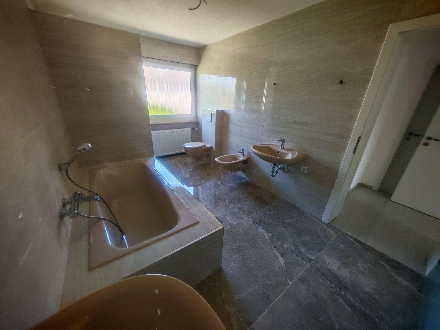 Pronájem domu 230 m², pozemek 334 m², Frankenthal, Porýní-Falc Pronájem domu 230 m², pozemek 334 m², Frankenthal, Porýní-Falc