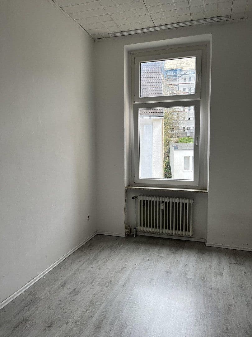 Pronájem bytu 3+1 65 m², Schwarzbach 80, Wuppertal, Severní Porýní-Vestfálsko Pronájem bytu 3+1 65 m², Schwarzbach 80, Wuppertal, Severní Porýní-Vestfálsko