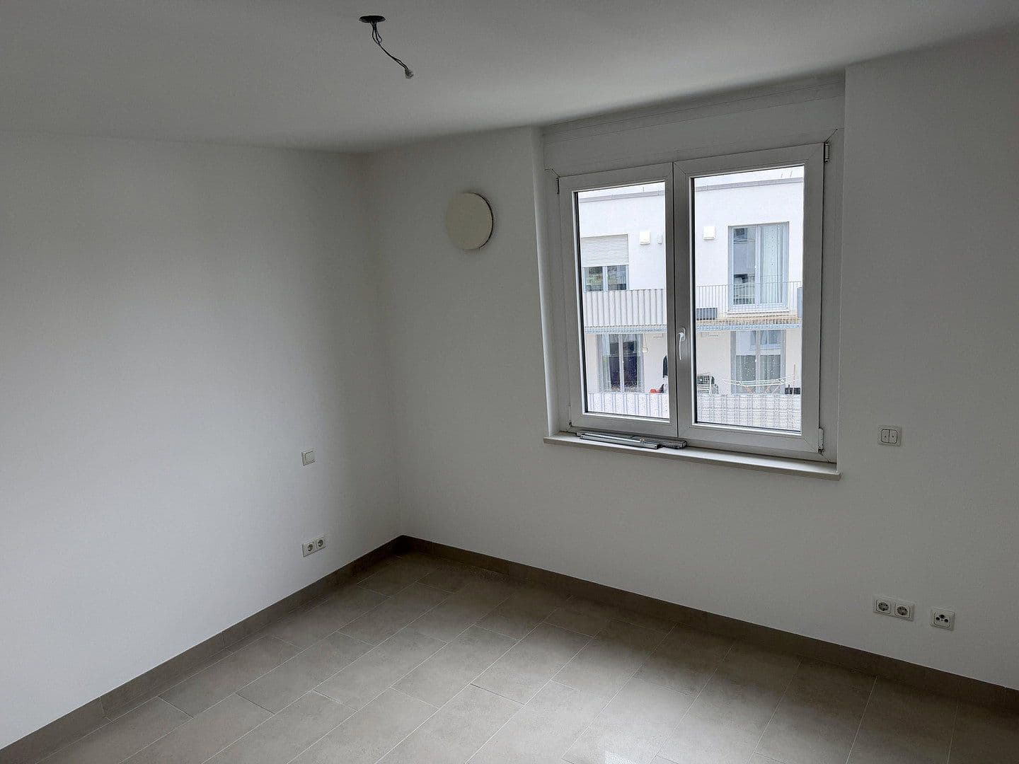 Prodej bytu 2+1 61 m², Theresienbogen 23, Unterschleißheim, Bavorsko Prodej bytu 2+1 61 m², Theresienbogen 23, Unterschleißheim, Bavorsko