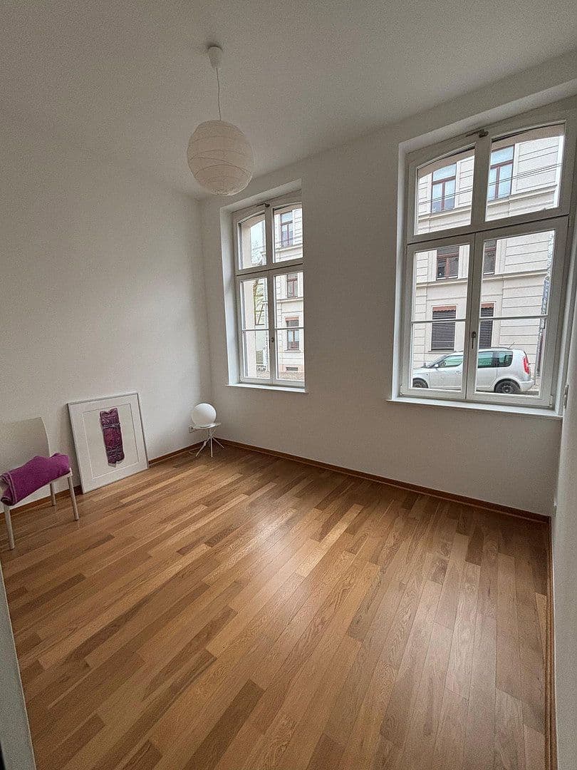 Pronájem bytu 3+1 115 m², Menckestraße 43, Leipzig, Sasko Pronájem bytu 3+1 115 m², Menckestraße 43, Leipzig, Sasko