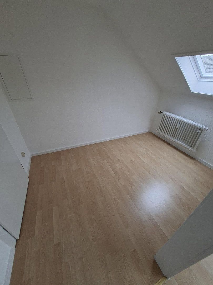 Pronájem bytu 2+kk 76 m², Hauptstr. 66, Solingen, Severní Porýní-Vestfálsko Pronájem bytu 2+kk 76 m², Hauptstr. 66, Solingen, Severní Porýní-Vestfálsko