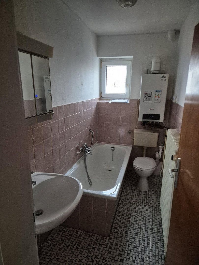 Pronájem bytu 2+1 50 m², Hahndorfer Str. 7, Liebenburg, Dolní Sasko Pronájem bytu 2+1 50 m², Hahndorfer Str. 7, Liebenburg, Dolní Sasko