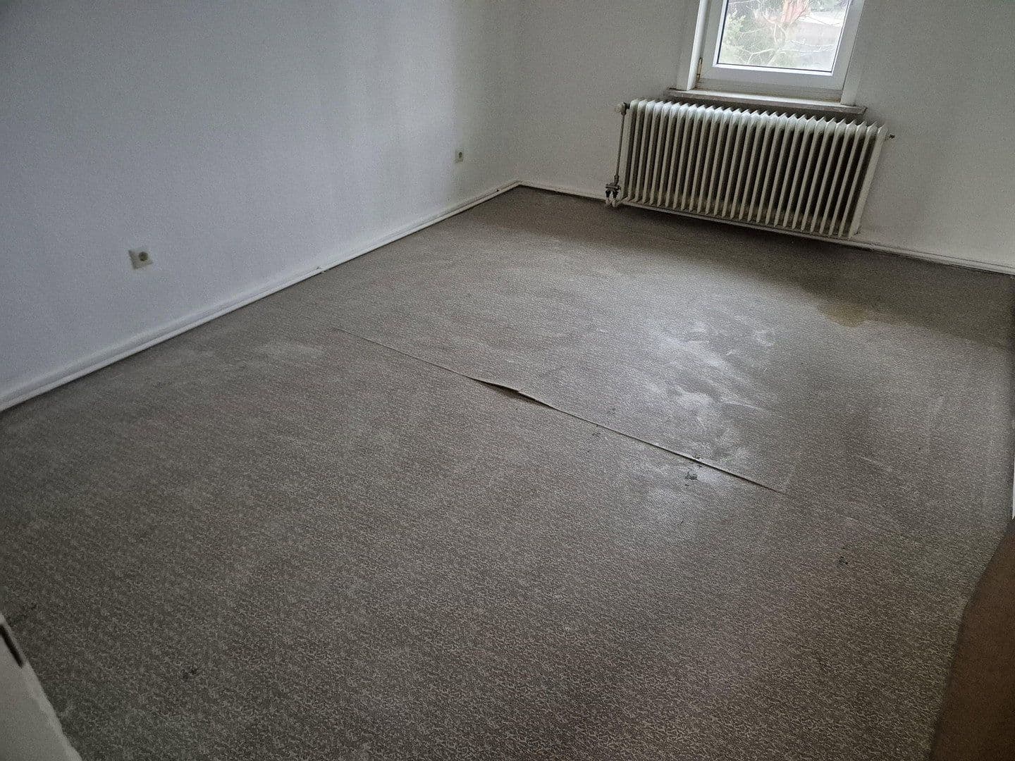 Pronájem bytu 2+1 50 m², Hahndorfer Str. 7, Liebenburg, Dolní Sasko Pronájem bytu 2+1 50 m², Hahndorfer Str. 7, Liebenburg, Dolní Sasko