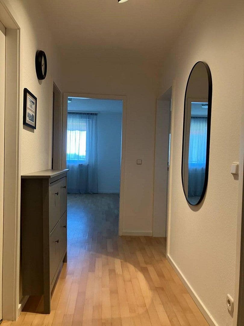 Pronájem bytu 2+1 63 m², Im Mainfeld 40, Frankfurt am Main, Hessen Pronájem bytu 2+1 63 m², Im Mainfeld 40, Frankfurt am Main, Hessen