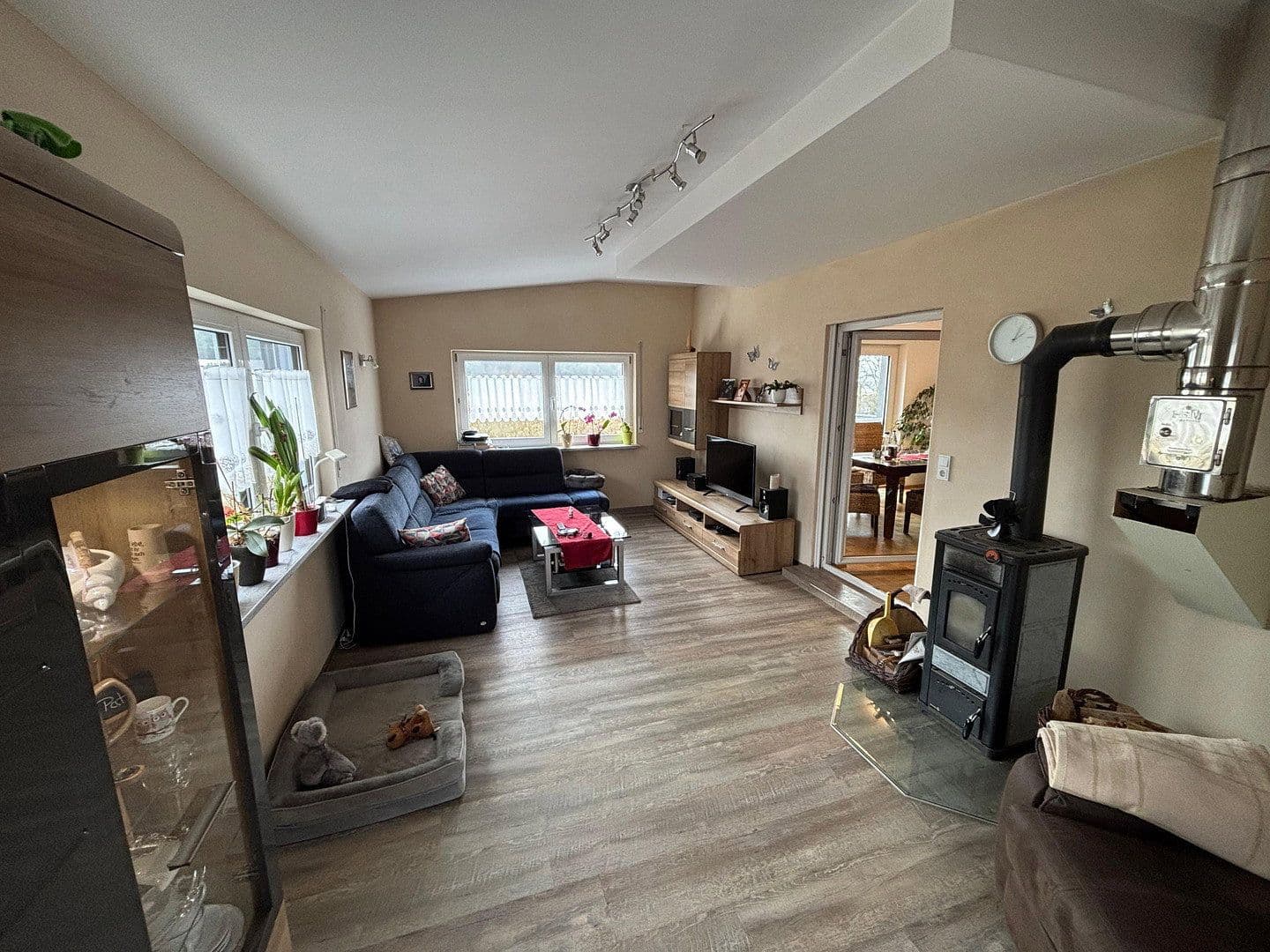 Prodej domu 141 m², pozemek 1.039 m², Steinbach 11, Herrieden, Bavorsko Prodej domu 141 m², pozemek 1.039 m², Steinbach 11, Herrieden, Bavorsko