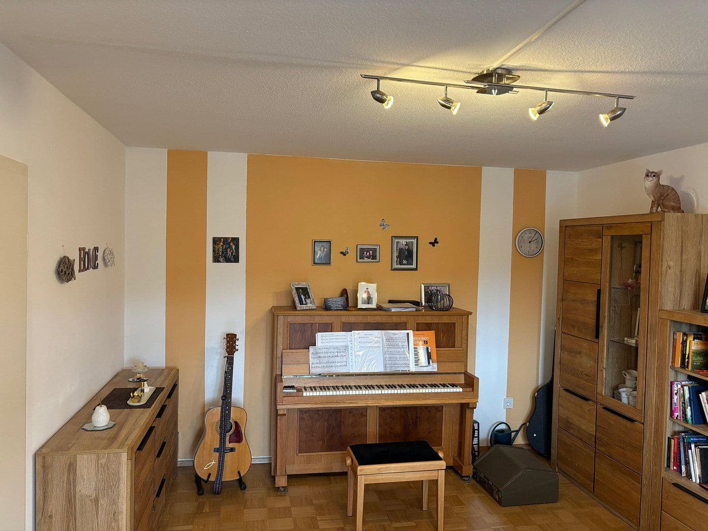 Prodej domu 141 m², pozemek 1.039 m², Steinbach 11, Herrieden, Bavorsko Prodej domu 141 m², pozemek 1.039 m², Steinbach 11, Herrieden, Bavorsko