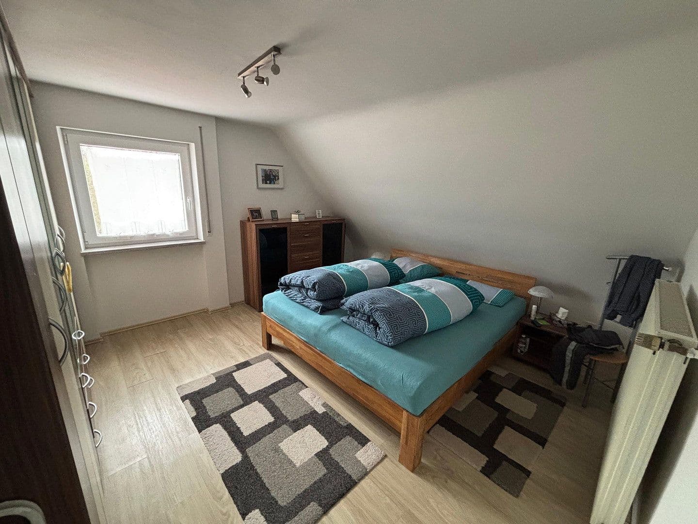 Prodej domu 141 m², pozemek 1.039 m², Steinbach 11, Herrieden, Bavorsko Prodej domu 141 m², pozemek 1.039 m², Steinbach 11, Herrieden, Bavorsko