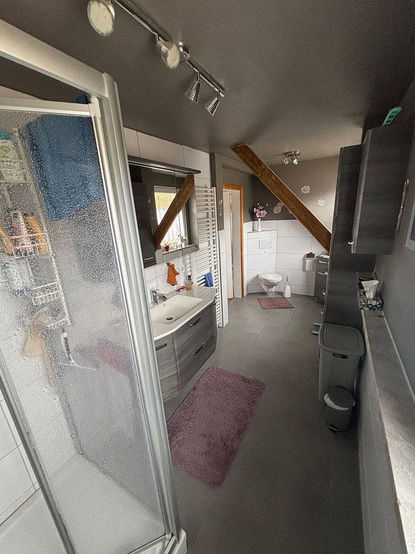 Prodej domu 141 m², pozemek 1.039 m², Steinbach 11, Herrieden, Bavorsko Prodej domu 141 m², pozemek 1.039 m², Steinbach 11, Herrieden, Bavorsko