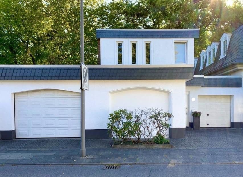 Prodej domu 165 m², pozemek 381 m², Köln, Severní Porýní-Vestfálsko Prodej domu 165 m², pozemek 381 m², Köln, Severní Porýní-Vestfálsko