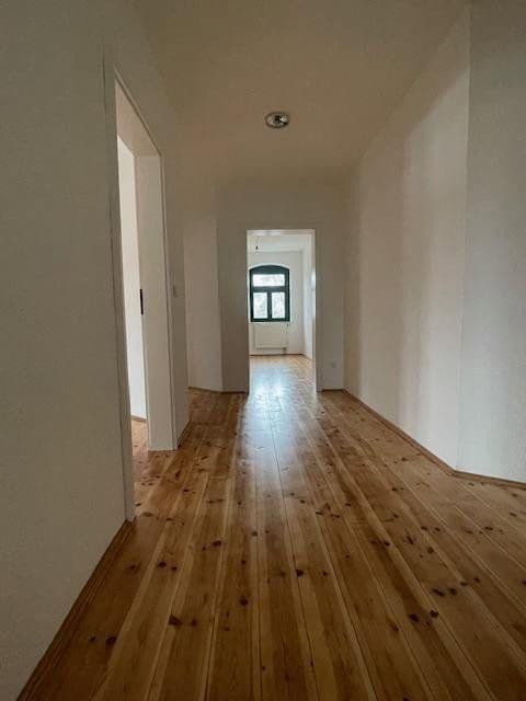 Pronájem bytu 4+1 86 m², Österreicher Str. 44, Dresden, Sasko Pronájem bytu 4+1 86 m², Österreicher Str. 44, Dresden, Sasko