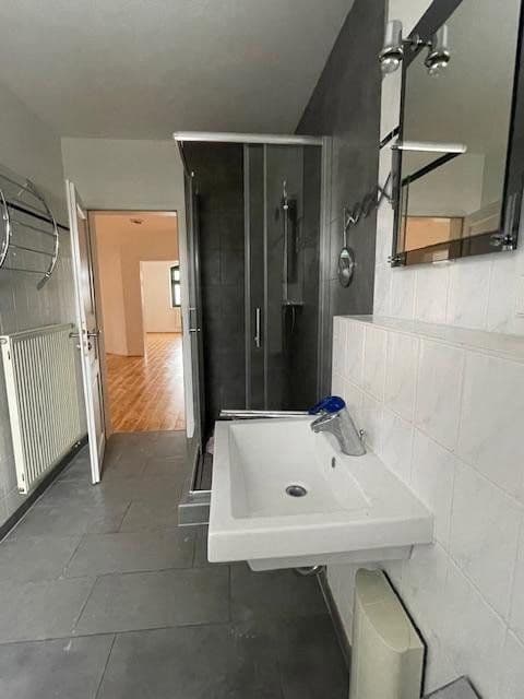 Pronájem bytu 4+1 86 m², Österreicher Str. 44, Dresden, Sasko Pronájem bytu 4+1 86 m², Österreicher Str. 44, Dresden, Sasko