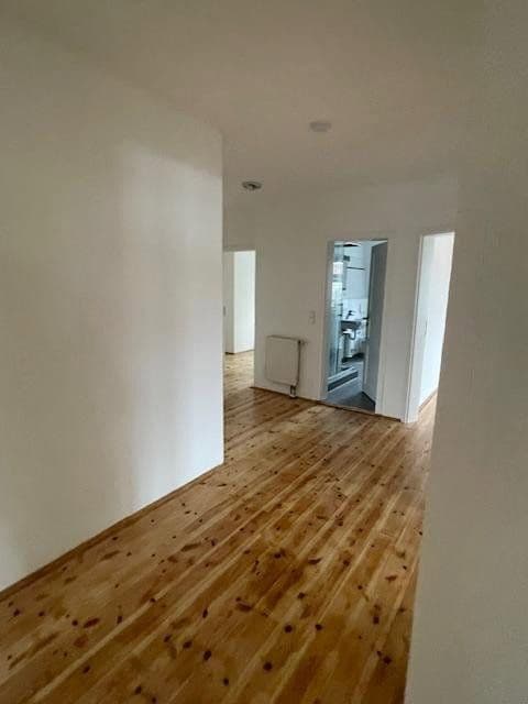 Pronájem bytu 4+1 86 m², Österreicher Str. 44, Dresden, Sasko Pronájem bytu 4+1 86 m², Österreicher Str. 44, Dresden, Sasko