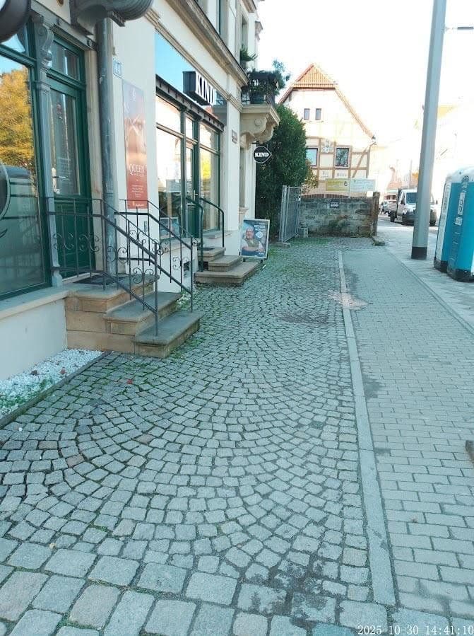 Pronájem bytu 4+1 86 m², Österreicher Str. 44, Dresden, Sasko Pronájem bytu 4+1 86 m², Österreicher Str. 44, Dresden, Sasko