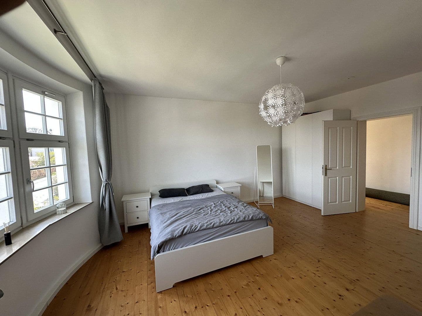 Pronájem bytu 4+1 155 m², Döncheweg, Kassel, Hessen Pronájem bytu 4+1 155 m², Döncheweg, Kassel, Hessen