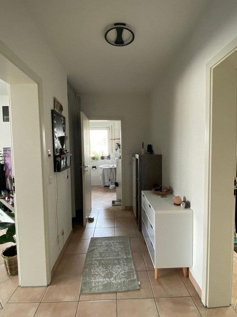 Pronájem bytu 2+1 61 m², Viehtrift 23, Köln, Severní Porýní-Vestfálsko Pronájem bytu 2+1 61 m², Viehtrift 23, Köln, Severní Porýní-Vestfálsko