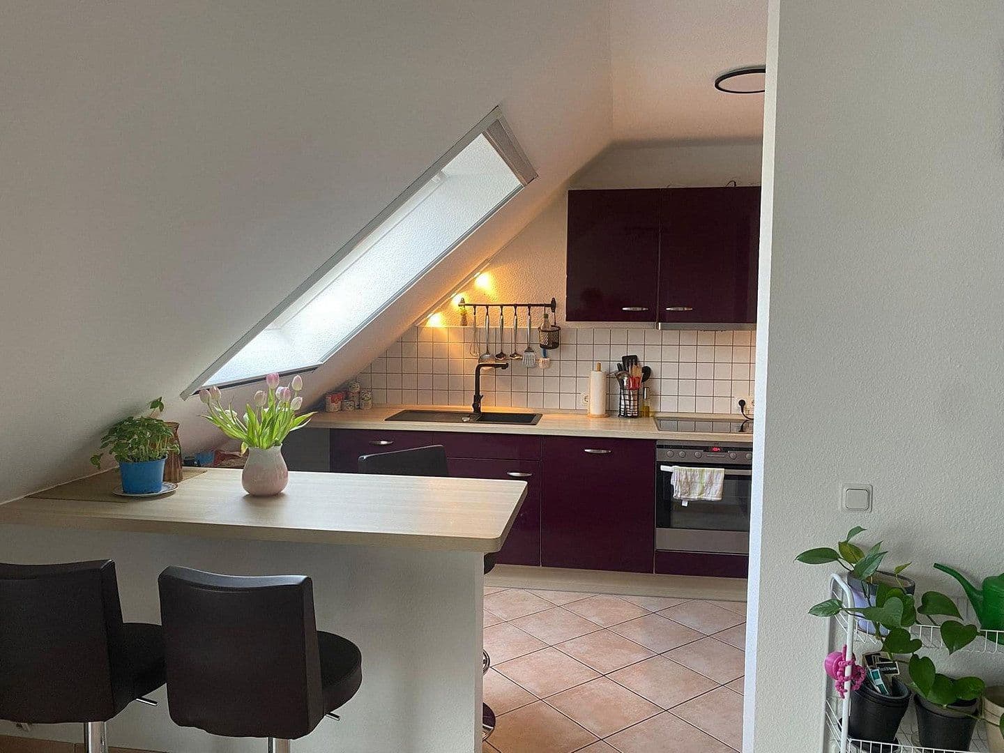 Pronájem bytu 2+1 61 m², Viehtrift 23, Köln, Severní Porýní-Vestfálsko Pronájem bytu 2+1 61 m², Viehtrift 23, Köln, Severní Porýní-Vestfálsko