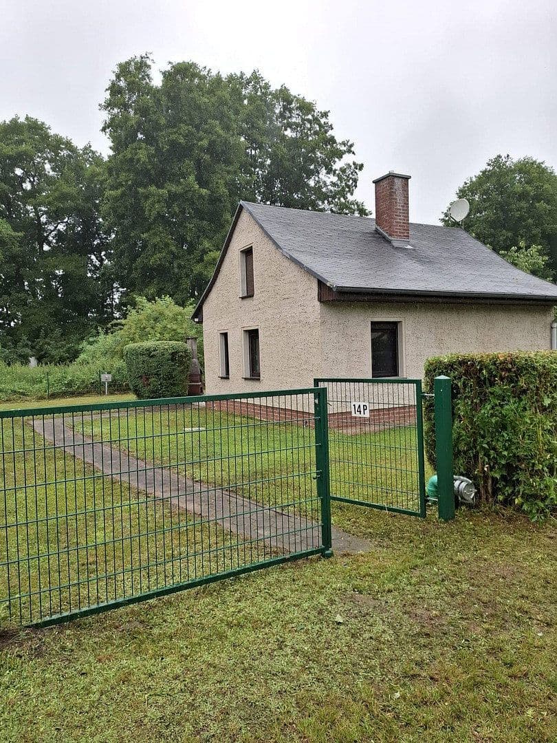 Prodej domu 40 m², pozemek 413 m², Pian 14P, Fürstenberg/Havel, Braniborsko Prodej domu 40 m², pozemek 413 m², Pian 14P, Fürstenberg/Havel, Braniborsko