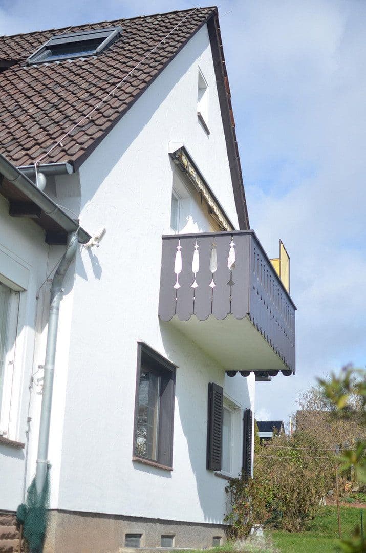 Prodej domu 164 m², pozemek 742 m², Hameln, Dolní Sasko Prodej domu 164 m², pozemek 742 m², Hameln, Dolní Sasko