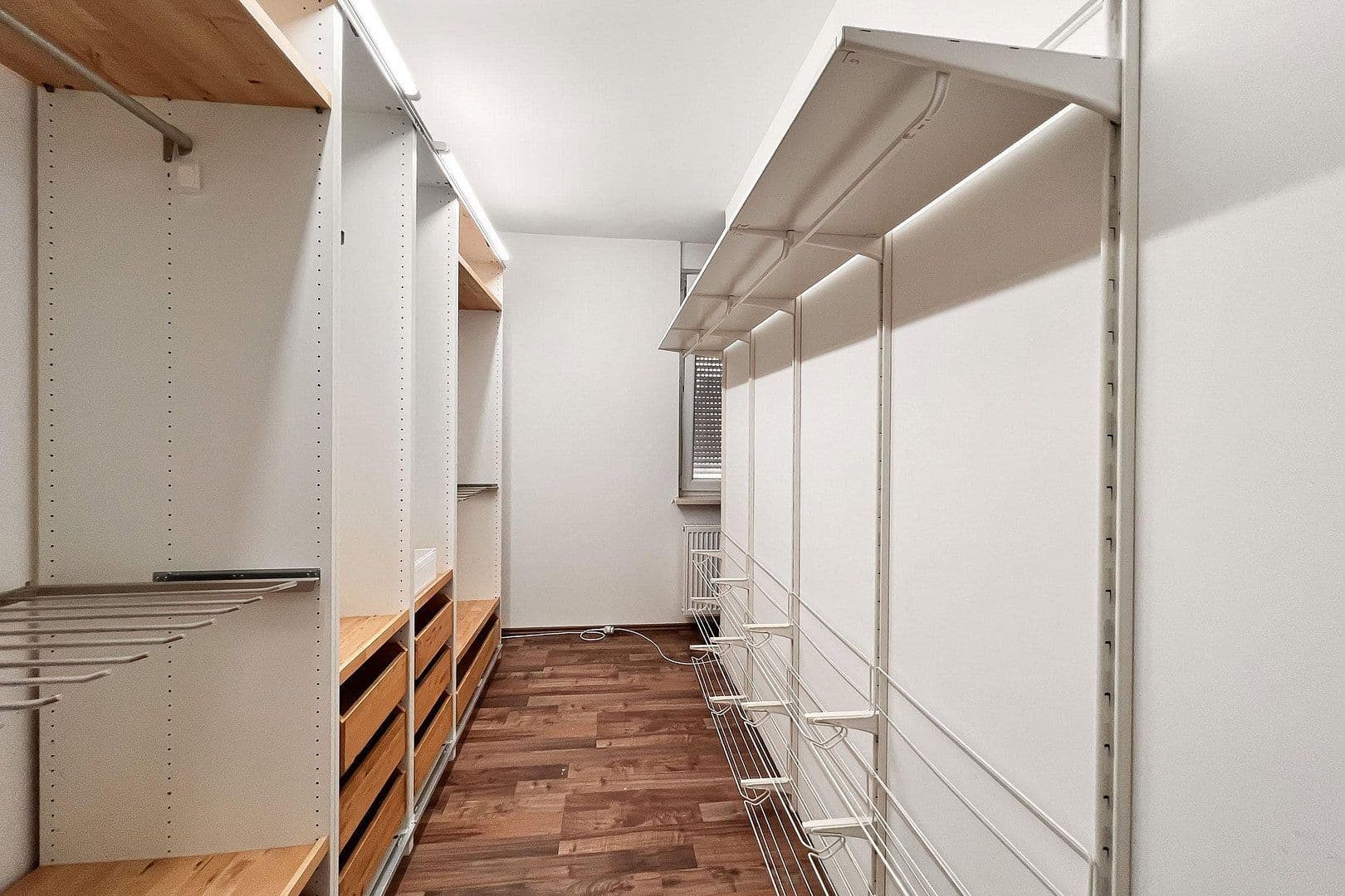 Prodej bytu 4+1 136 m², Pforzheim, Bádensko-Württembersko Prodej bytu 4+1 136 m², Pforzheim, Bádensko-Württembersko