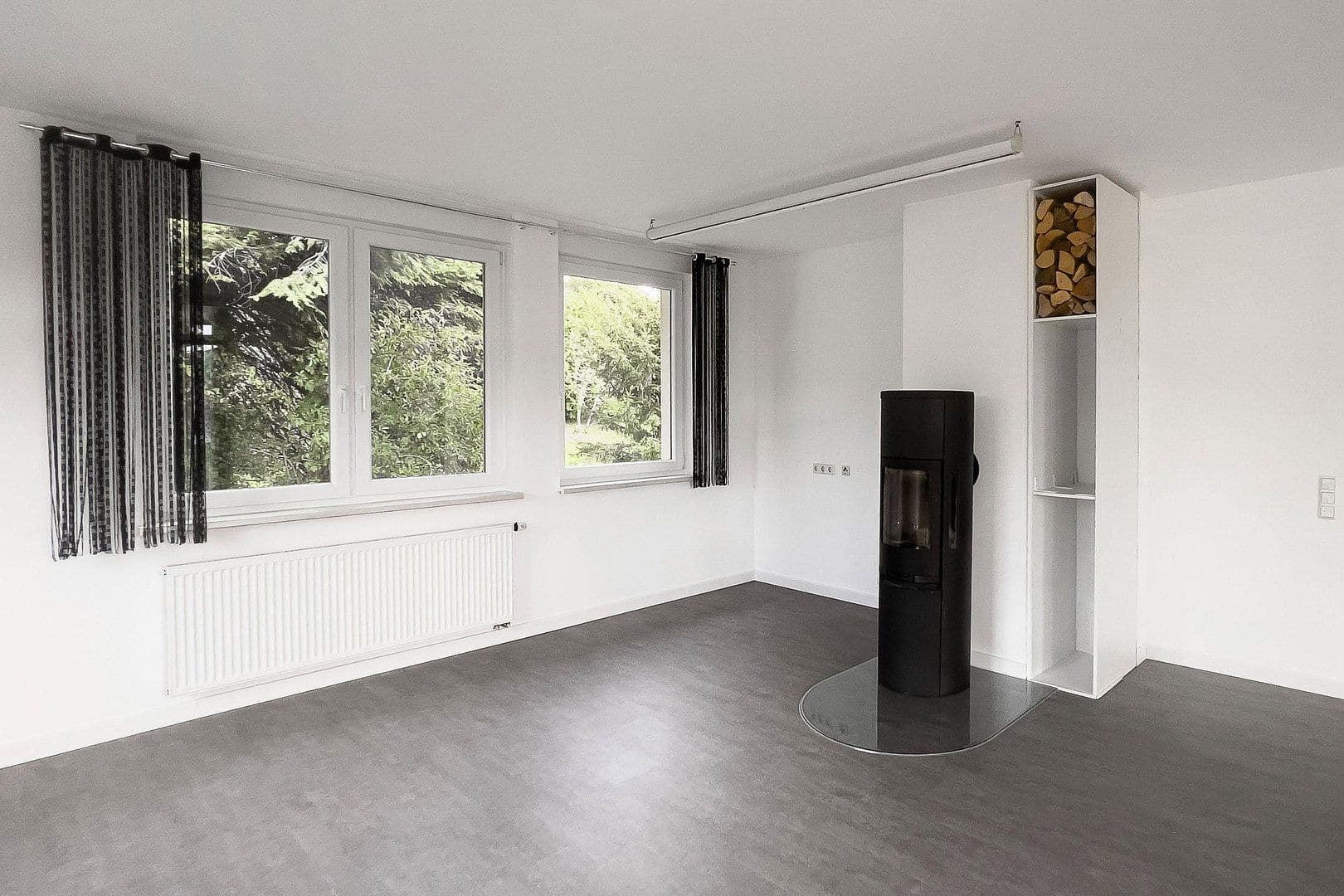 Prodej bytu 4+1 136 m², Pforzheim, Bádensko-Württembersko Prodej bytu 4+1 136 m², Pforzheim, Bádensko-Württembersko