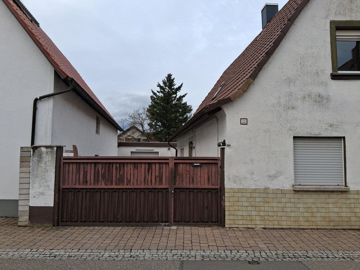 Prodej domu 105 m², pozemek 550 m², Römerberg, Porýní-Falc Prodej domu 105 m², pozemek 550 m², Römerberg, Porýní-Falc