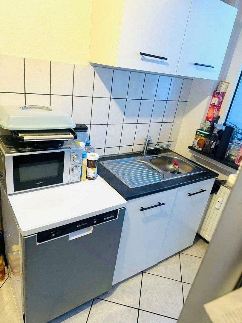 Pronájem bytu 2+1 61 m², Frankfurter Straße 57, Offenbach, Hessen Pronájem bytu 2+1 61 m², Frankfurter Straße 57, Offenbach, Hessen