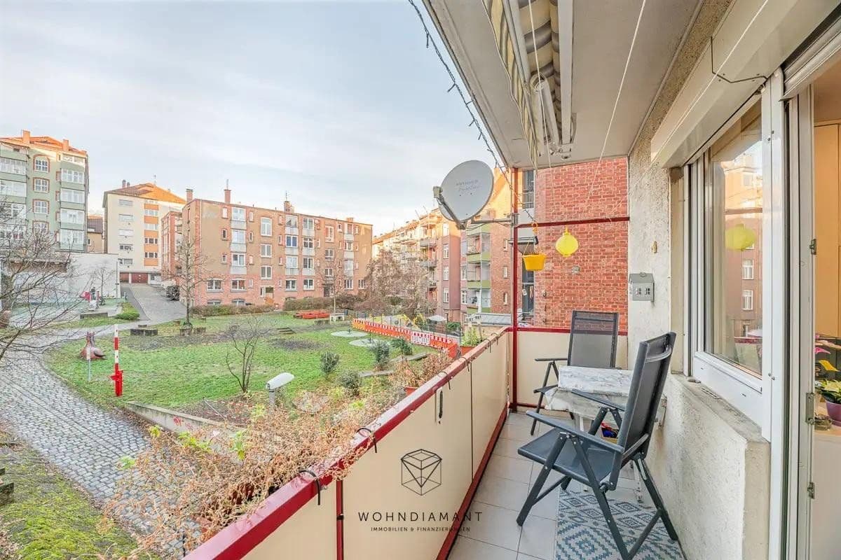 Pronájem bytu 3+1 82 m², Rötestraße 65, Stuttgart, Bádensko-Württembersko Pronájem bytu 3+1 82 m², Rötestraße 65, Stuttgart, Bádensko-Württembersko