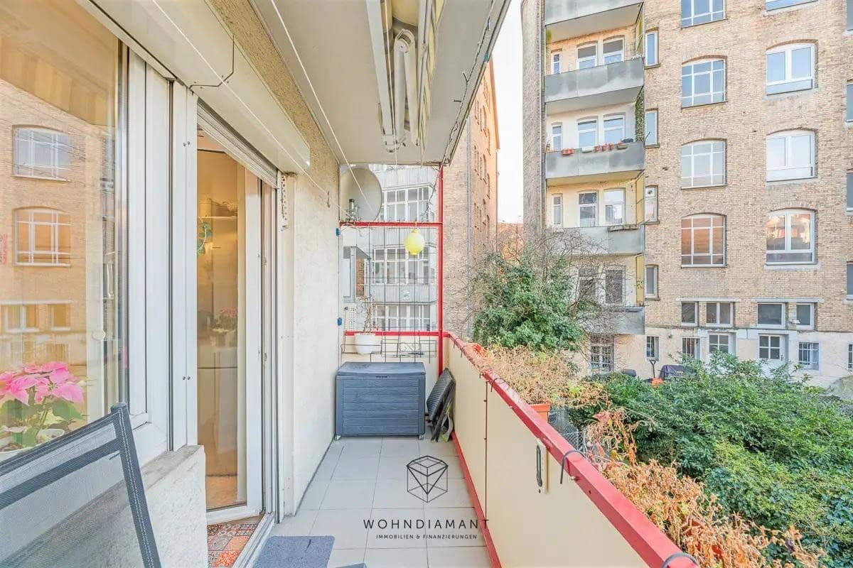 Pronájem bytu 3+1 82 m², Rötestraße 65, Stuttgart, Bádensko-Württembersko Pronájem bytu 3+1 82 m², Rötestraße 65, Stuttgart, Bádensko-Württembersko