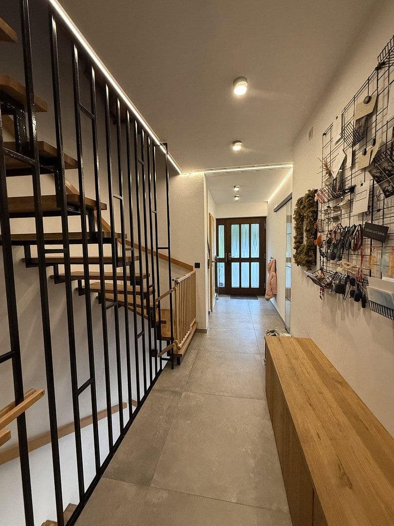 Prodej domu 165 m², pozemek 380 m², Nürnberg, Bavorsko Prodej domu 165 m², pozemek 380 m², Nürnberg, Bavorsko