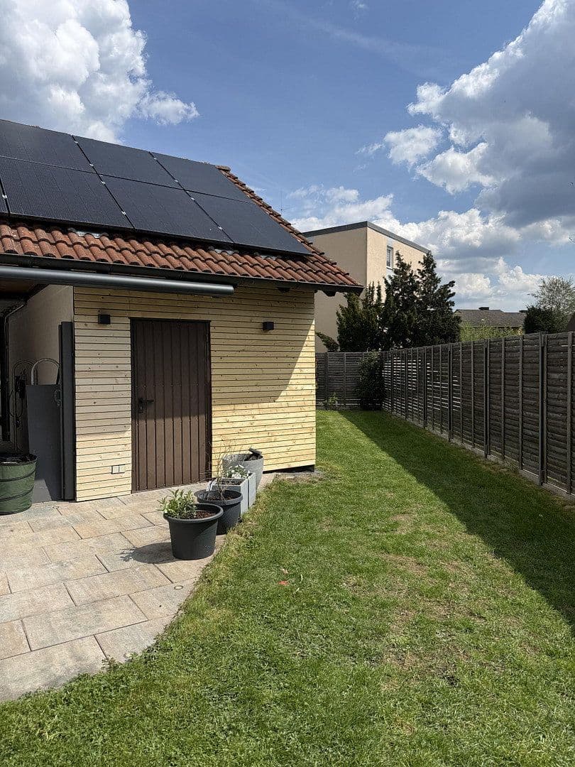 Prodej domu 165 m², pozemek 380 m², Nürnberg, Bavorsko Prodej domu 165 m², pozemek 380 m², Nürnberg, Bavorsko