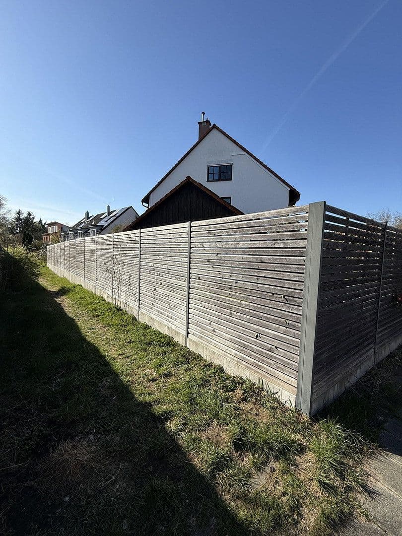 Prodej domu 165 m², pozemek 380 m², Nürnberg, Bavorsko Prodej domu 165 m², pozemek 380 m², Nürnberg, Bavorsko