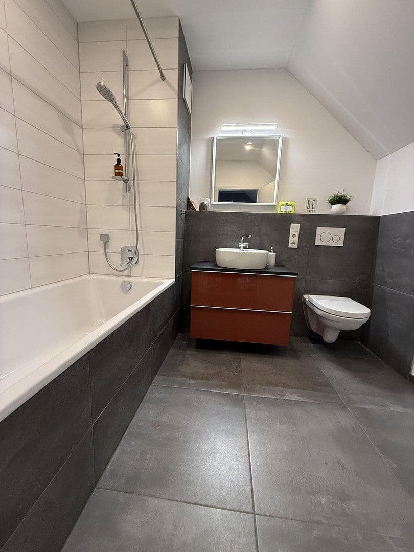 Prodej domu 165 m², pozemek 380 m², Nürnberg, Bavorsko Prodej domu 165 m², pozemek 380 m², Nürnberg, Bavorsko